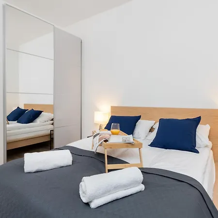 Nowa Grobla Estate Near Starowka By Renters Apartament